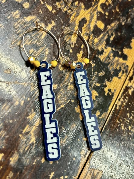 Custom holiday gifts and seasonal promotional merchandise for businesses